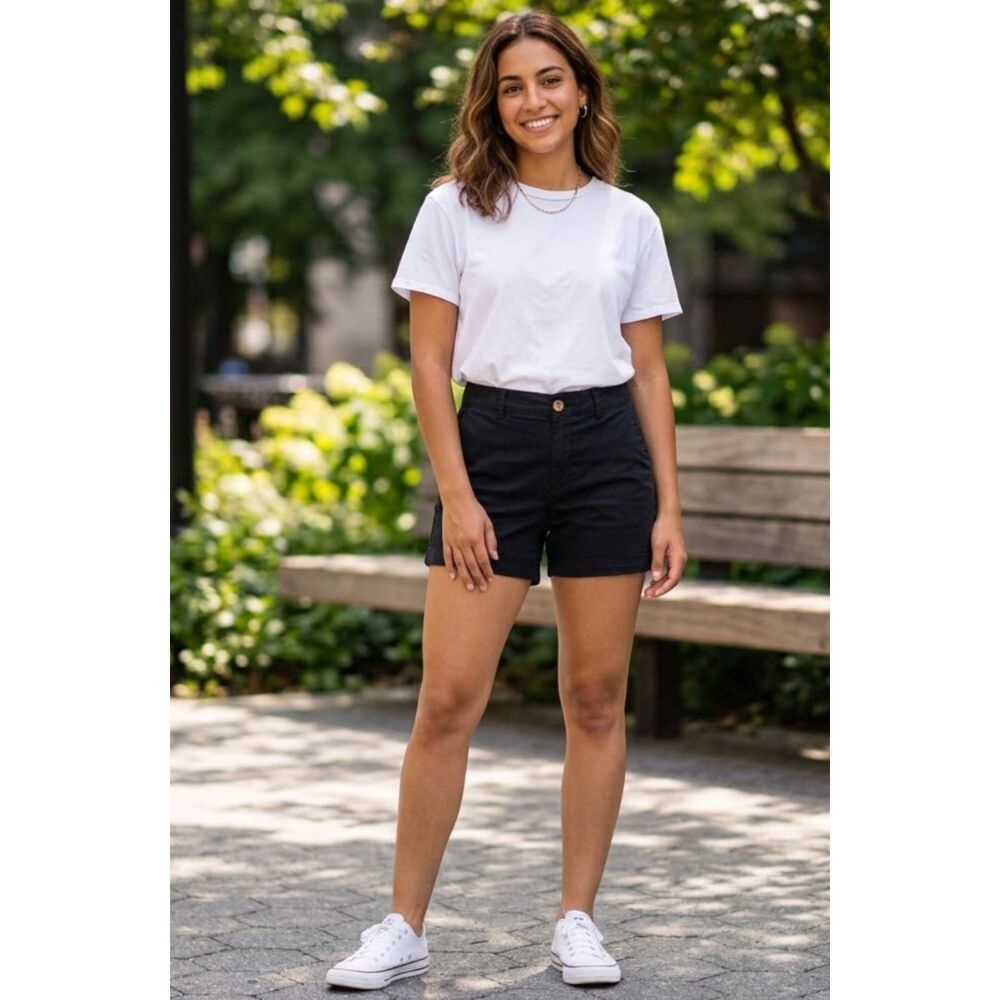 Old Navy Mid-Rise Everyday Shorts High Waist Black Women's Size 18